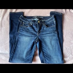 American Eagle Dark Wash Skinny Jean